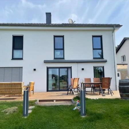 Modernes Ferienhaus In Uedersdorf Luaran gambar