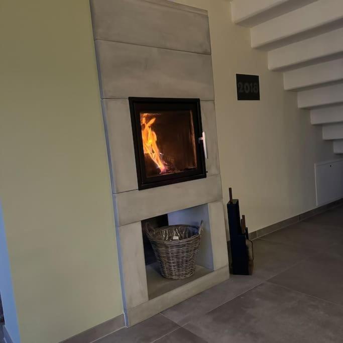 Modernes Ferienhaus In Uedersdorf Luaran gambar