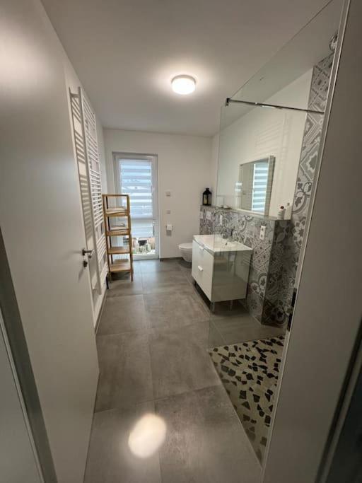 Modernes Ferienhaus In Uedersdorf Luaran gambar